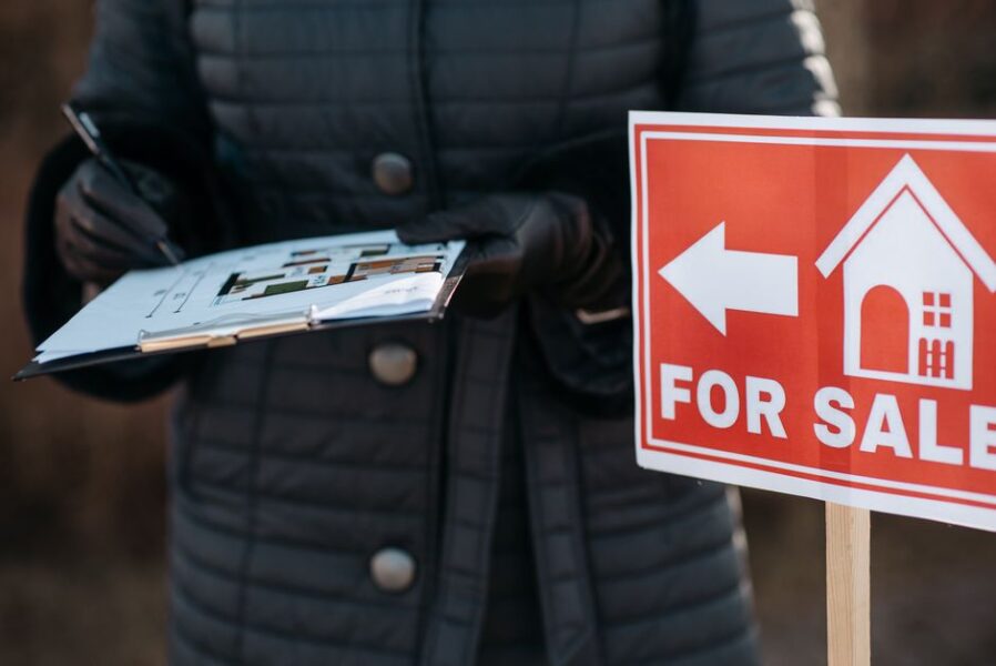The Ultimate Playbook of Real Estate Lead Generation Strategies