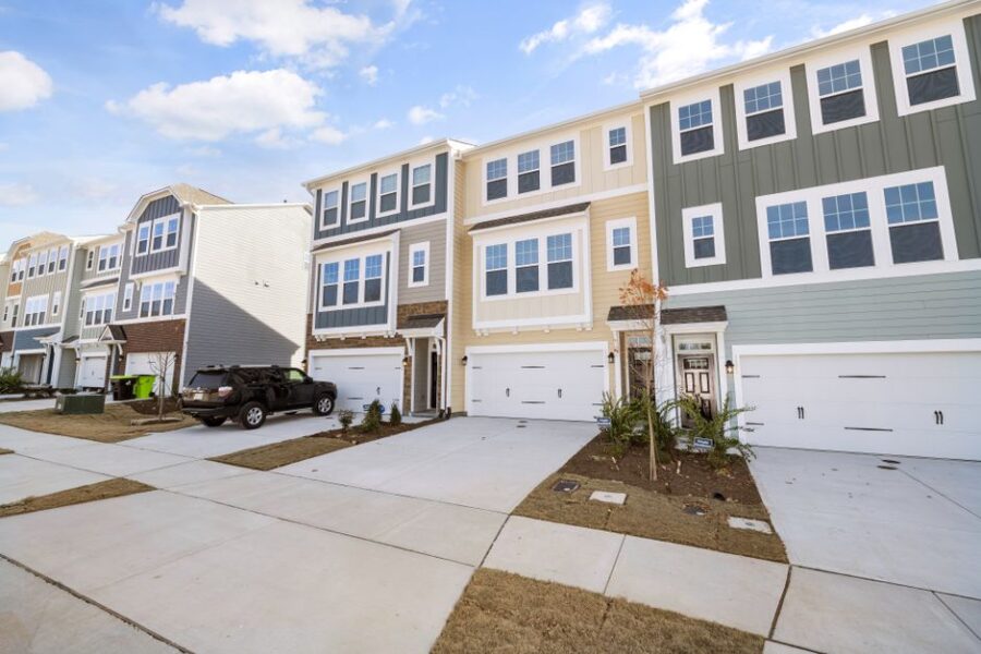 Living Large in Less Space with Townhomes in Dr Phillips